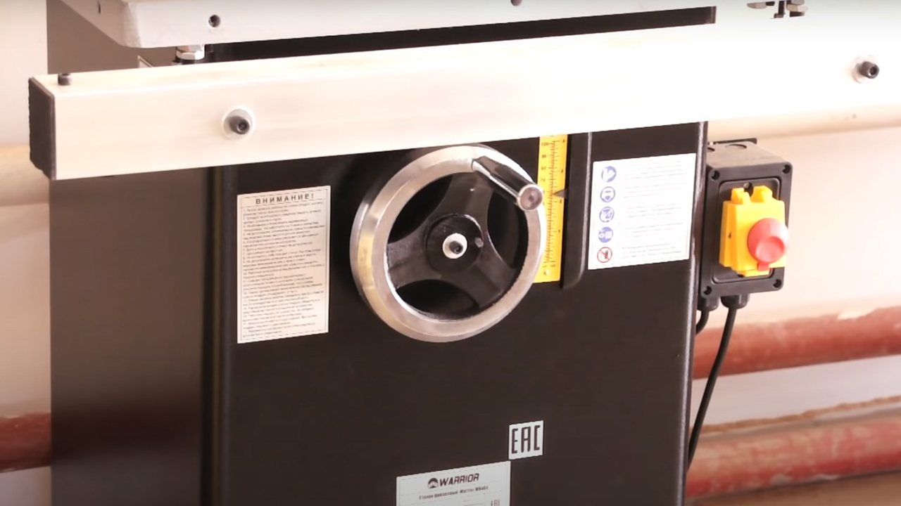 Фрезерный станок или фрезерный стол