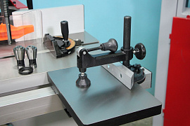 картинка Фрезерный станок WARRIOR W0401 230В от HARVEY-RUS